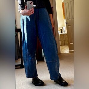 Max Studio Pique Barrel Jeans